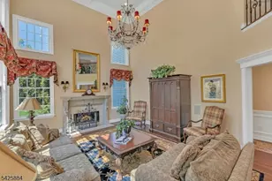 15 Fieldstone Ct, East Hanover Township, NJ 07936 - Photo 7