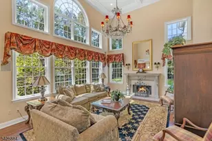 15 Fieldstone Ct, East Hanover Township, NJ 07936 - Photo 5