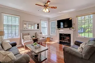 30 Baybury Ct, East Hanover Township, NJ 07936 - Photo 5