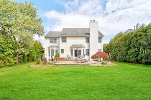 30 Baybury Ct, East Hanover Township, NJ 07936 - Photo 25