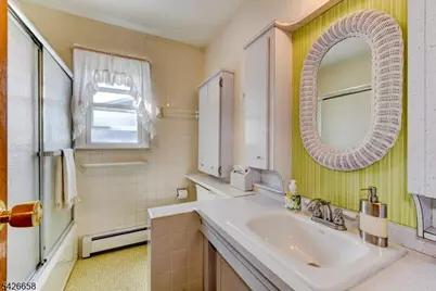 35 Payson Rd, Pequannock Township, NJ 07440 - Photo 29