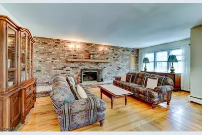 35 Payson Rd, Pequannock Township, NJ 07440 - Photo 7