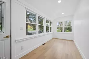 686 Meyersville Rd, Long Hill Township, NJ 07933 - Photo 5