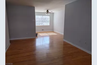 800 Old Springfield Ave #19, Summit, NJ 07901 - Photo 3