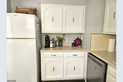 800 Old Springfield Ave #19, Summit, NJ 07901 - Photo 7