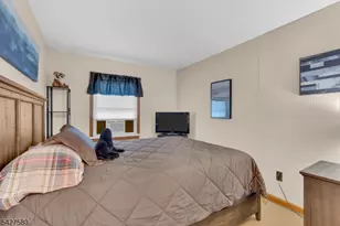 106 Louis Ln, Hackettstown, NJ 07840 - Photo 17