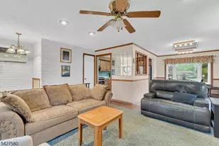 106 Louis Ln, Hackettstown, NJ 07840 - Photo 5