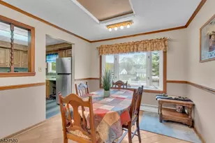 106 Louis Ln, Hackettstown, NJ 07840 - Photo 7