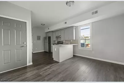 168 Sherman Ave #3L, Newark, NJ 07114 - Photo 3