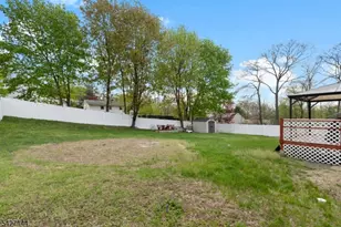 524 Henmar Dr, Mount Arlington, NJ 07850 - Photo 21