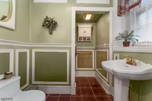 323 Water St, Belvidere, NJ 07823 - Photo 5
