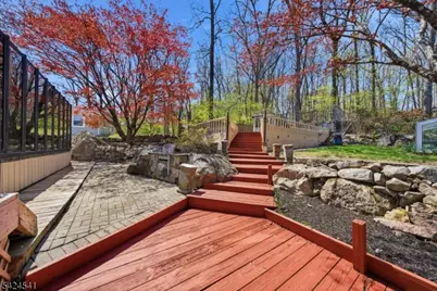 7 Pathfinder Trl, Jefferson Township, NJ 07885 - Photo 37
