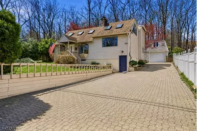 7 Pathfinder Trl, Jefferson Township, NJ 07885 - Photo 1