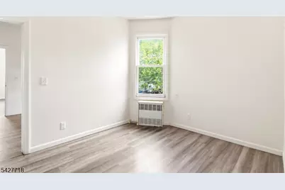 51 Richards St, Newark, NJ 07105 - Photo 15