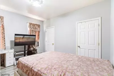 51 Richards St, Newark, NJ 07105 - Photo 27