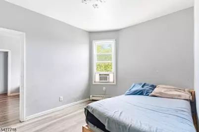 51 Richards St, Newark, NJ 07105 - Photo 25
