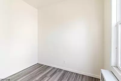 51 Richards St, Newark, NJ 07105 - Photo 21