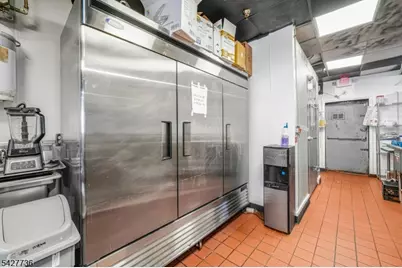 76 Market St, Clifton, NJ 07012 - Photo 17