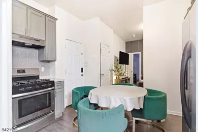 237 Astor St, Newark, NJ 07114 - Photo 5