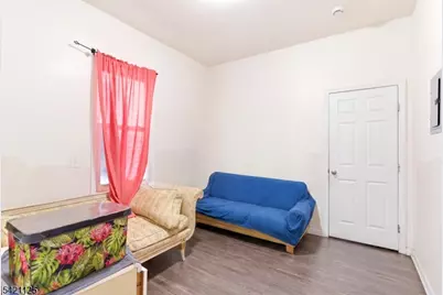 237 Astor St, Newark, NJ 07114 - Photo 11