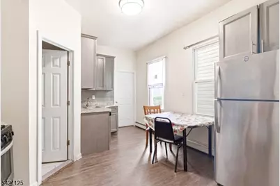 237 Astor St, Newark, NJ 07114 - Photo 13
