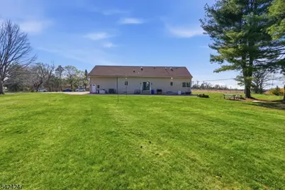 358 S Middlebush Rd, Franklin Township, NJ 08873 - Photo 29