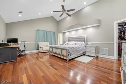 358 S Middlebush Rd, Franklin Township, NJ 08873 - Photo 19