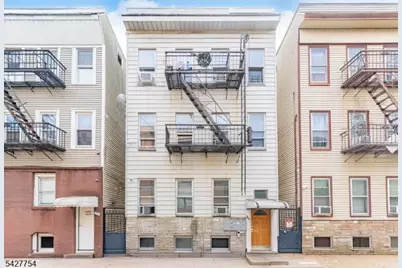 369 E Kinney St, Newark, NJ 07105 - Photo 1
