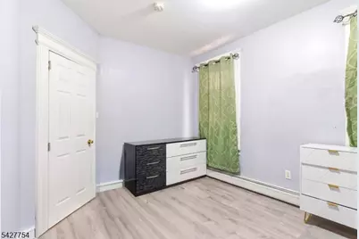 369 E Kinney St, Newark, NJ 07105 - Photo 13