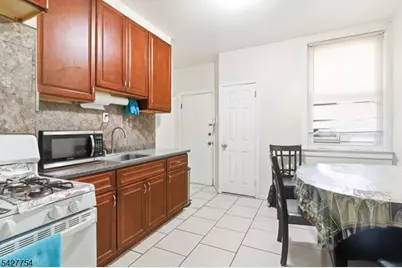 369 E Kinney St, Newark, NJ 07105 - Photo 39
