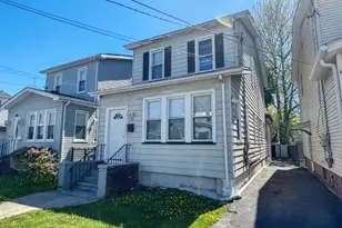 11 Lentz Pl, Irvington, NJ 07111 - Photo 1