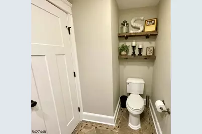 105 Orben Dr, Roxbury Township, NJ 07850 - Photo 11