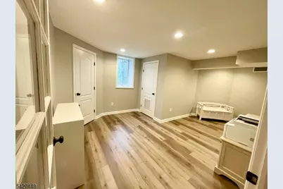 105 Orben Dr, Roxbury Township, NJ 07850 - Photo 27