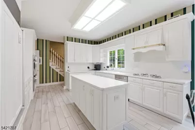 3 Lockwood Dr, Bridgewater, NJ 08807 - Photo 9