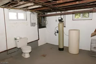 147 Delacy Ave, North Plainfield, NJ 07060 - Photo 17