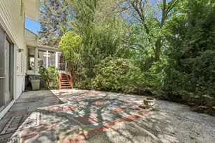 66 Warwick Cir, Springfield, NJ 07081 - Photo 35