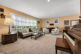 66 Warwick Cir, Springfield, NJ 07081 - Photo 7