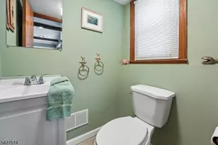 66 Warwick Cir, Springfield, NJ 07081 - Photo 23