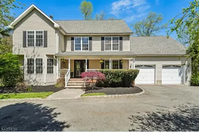 2 Log Rd, Jefferson Township, NJ 07849 - Photo 3