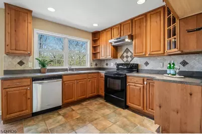 2 Log Rd, Jefferson Township, NJ 07849 - Photo 23
