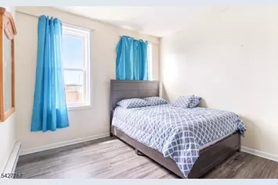 204 Parkhurst St, Newark, NJ 07114 - Photo 9