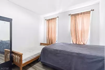 204 Parkhurst St, Newark, NJ 07114 - Photo 25