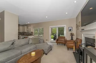 45 Grandin Ct, Union Township, NJ 08802 - Photo 21
