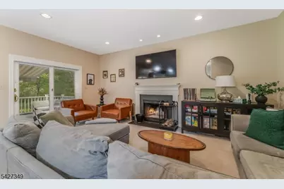 45 Grandin Court, Union Township, NJ 08802 - Photo 5