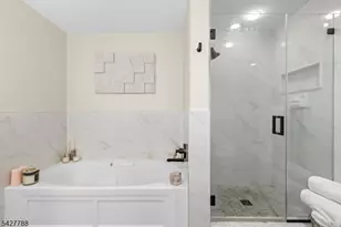 1125 Maxwell Ln, Hoboken, NJ 07030 - Photo 15