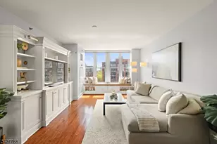 1125 Maxwell Ln, Hoboken, NJ 07030 - Photo 5