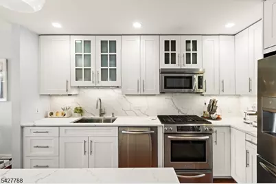 1125 Maxwell Ln #1115, Hoboken, NJ 07030 - Photo 3