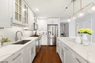 1125 Maxwell Ln, Hoboken, NJ 07030 - Photo 1