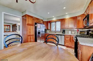 52 Ashburn Rd, Wayne, NJ 07470 - Photo 21