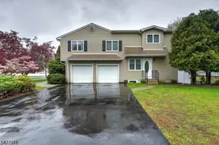 52 Ashburn Rd, Wayne, NJ 07470 - Photo 5